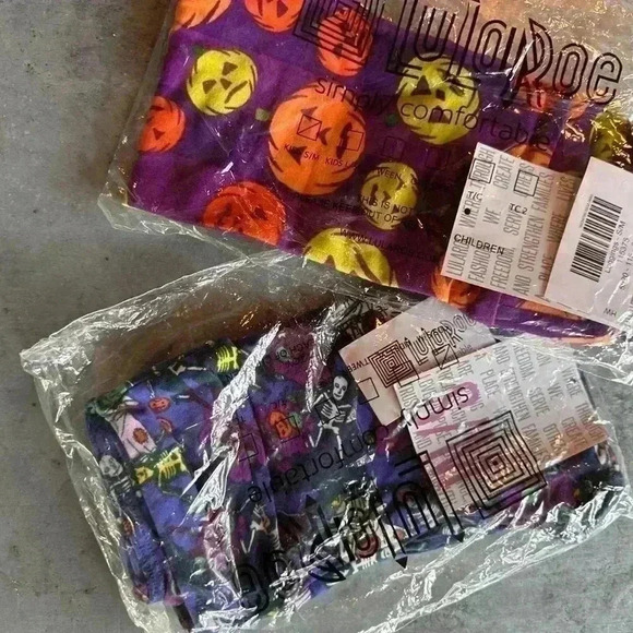 Kids S/M lularoe Halloween leggings bundle (of 2) new ( 1 has pkg) . - Picture 7 of 10